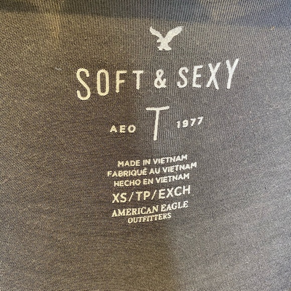 Top - Picture 2 of 3